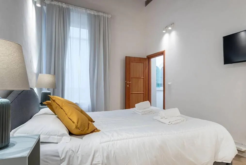 Unyca - Art Of Florence Apartment